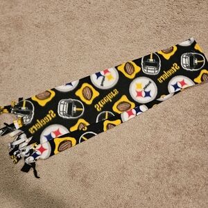 Pittsburgh Steelers scarf